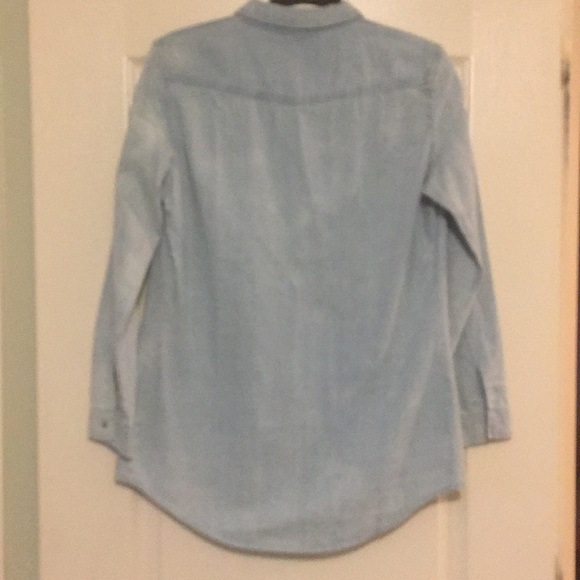 Light wash denim style button down - Picture 2 of 3